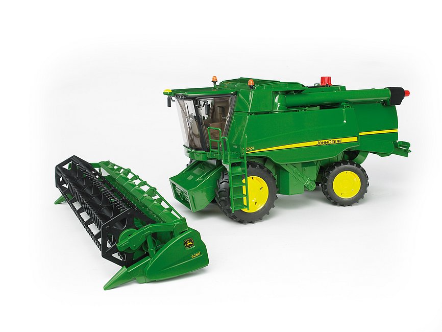 BRUDER - JOHN DEERE COMBINE HARVESTER #09804