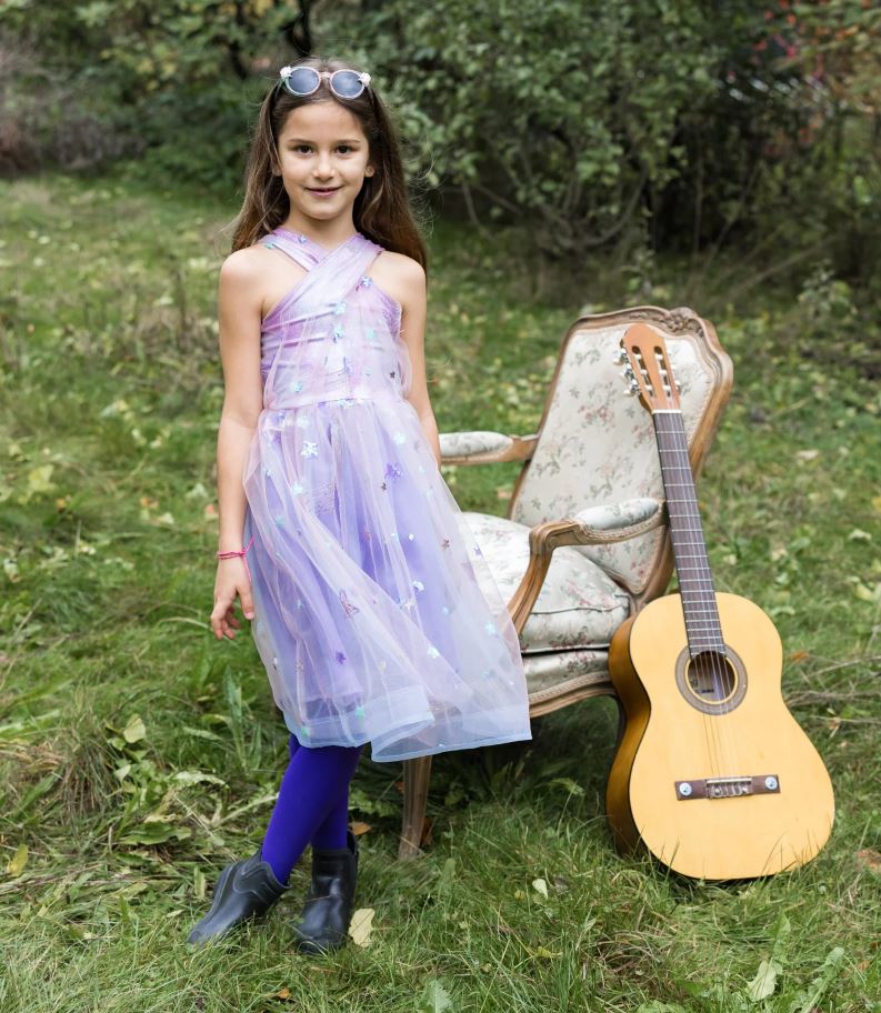 LILAC PRINCESS DRESS WITH STAR DUST 5/6 YEARS