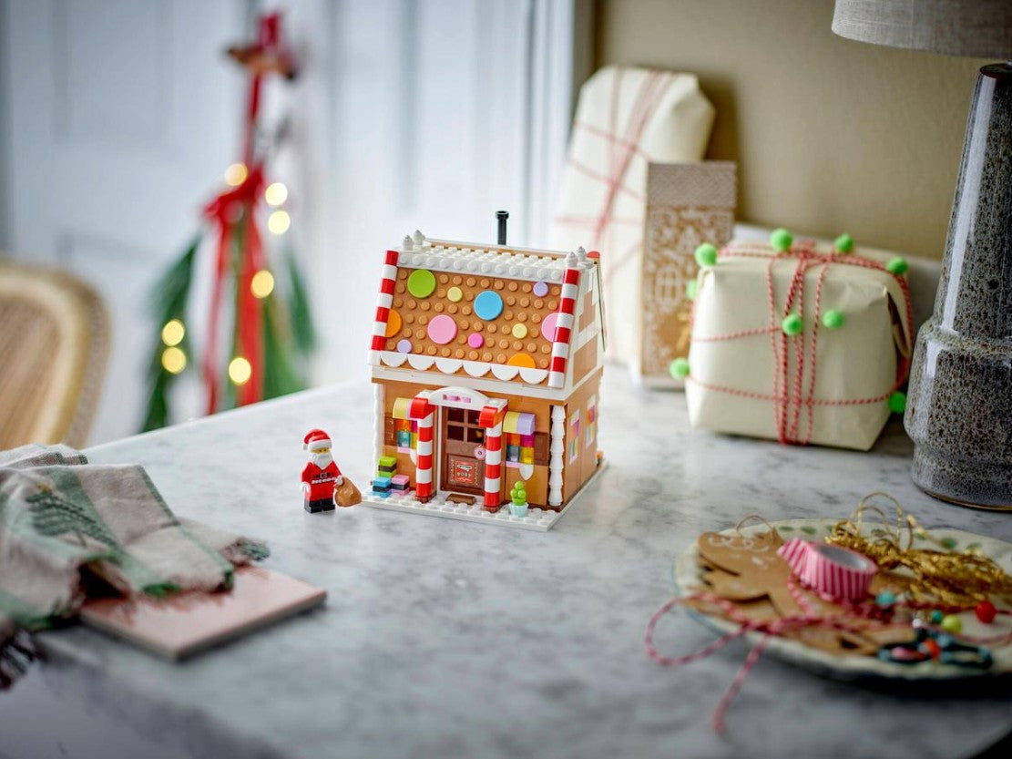 LEGO SEASONS AND OCCASIONS - LA MAISON EN PAIN D'ÉPICES FESTIVE #40809