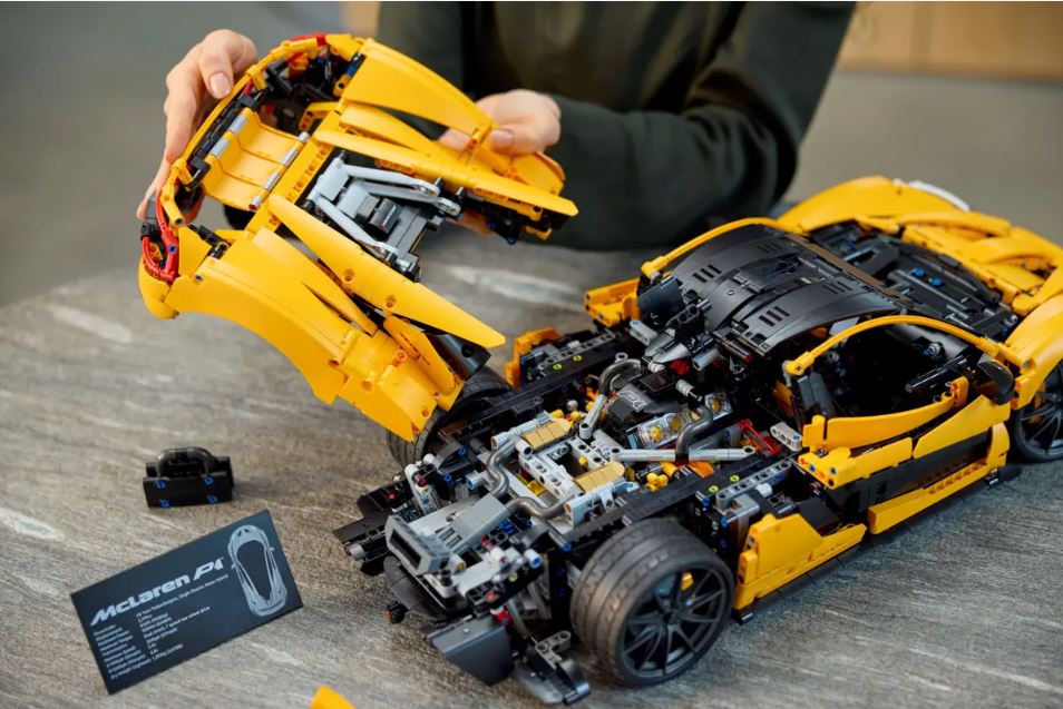 LEGO TECHNIC - MCLAREN P1 #42172