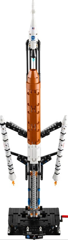 LEGO TECHNIC - LA FUSÉE DU SYSTÈME DE LANCEMENT SPATIAL NASA ARTEMIS #42221