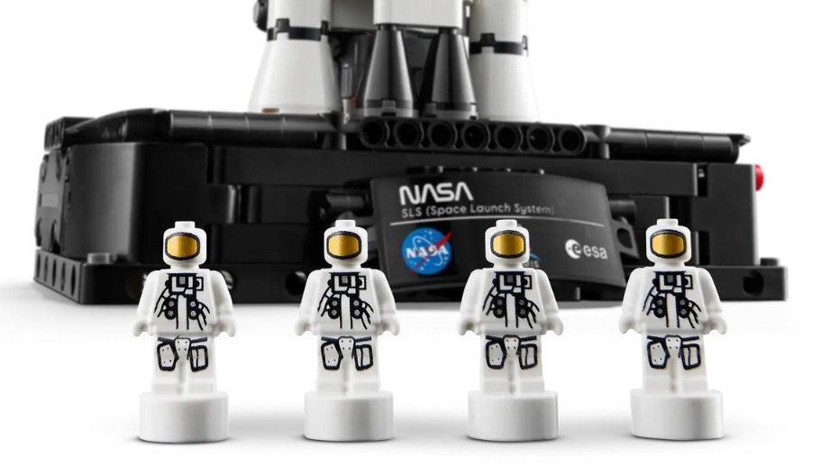 LEGO TECHNIC - LA FUSÉE DU SYSTÈME DE LANCEMENT SPATIAL NASA ARTEMIS #42221