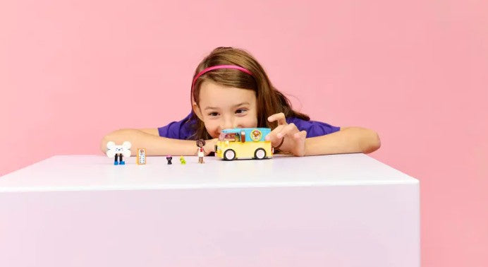 LEGO FRIENDS - LA CAMIONNETTE D'ACCESSOIRES POUR ANIMAUX #42678