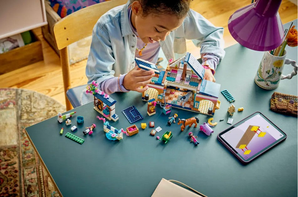 LEGO FRIENDS - L'ÉCURIE ET L'ÉCOLE D'ÉQUITATION #42688
