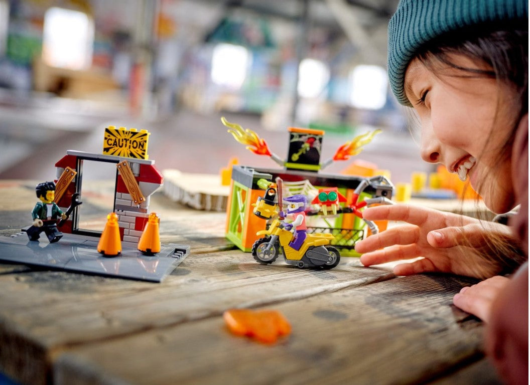 LEGO CITY STUNTZ - STUNTZ SHOW ARENA #60293