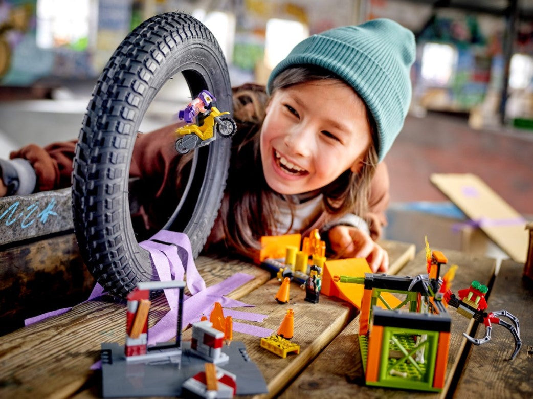 LEGO CITY STUNTZ - STUNTZ SHOW ARENA #60293