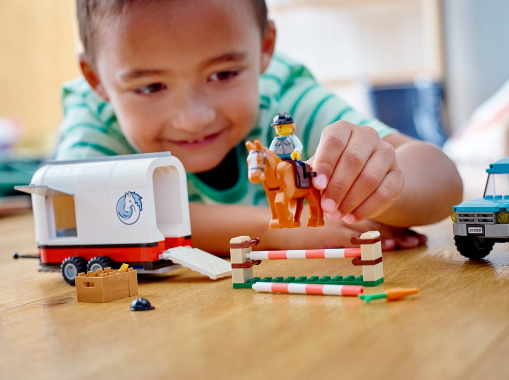 LEGO CITY - LA REMORQUE À CHEVAL #60327