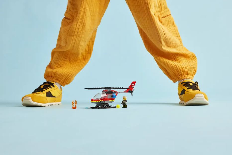 LEGO CITY - FIREFIGHTER RESCUE HELICOPTER #60411
