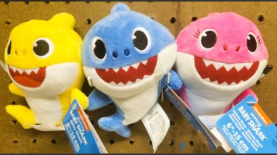 PELUCHE - BABY SHARK 6" ASST
