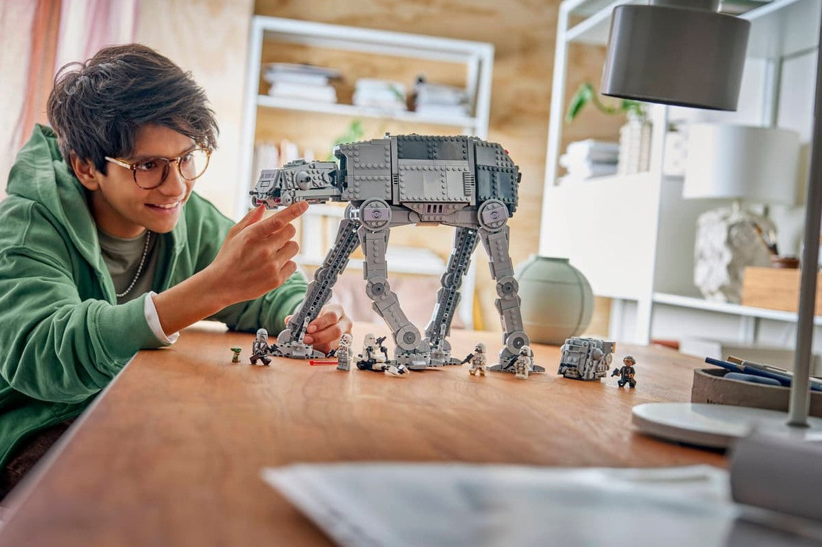 LEGO STAR WARS - LE TB-TT DES VESTIGES DE L'EMPIRE AVEC INT-4 #75454