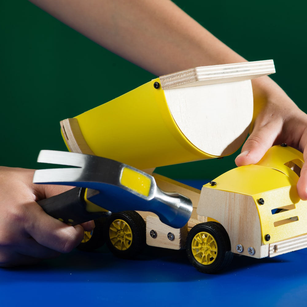 STANLEY JR. - CAMION-BENNE À CONSTRUIRE