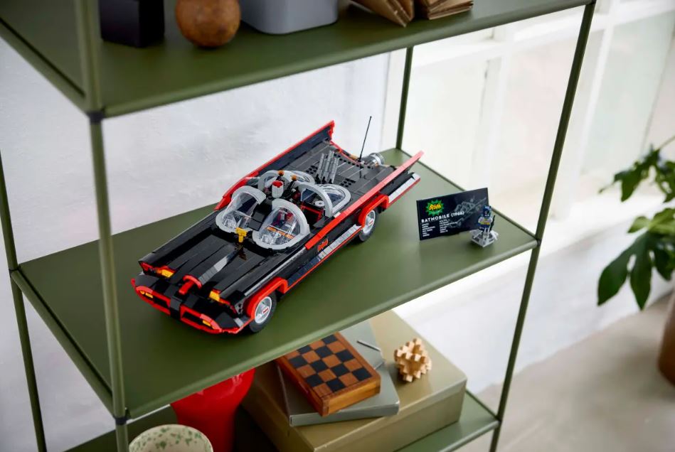 LEGO BATMAN - LA BATMOBIL DE LA SÉRIE TÉLÉ CLASSIQUE #76328