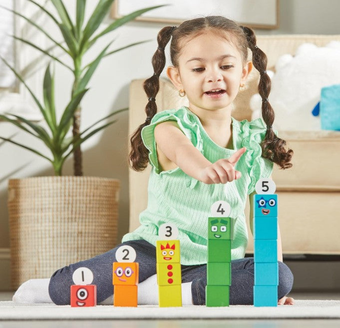 NUMBERBLOCKS - 1 TO 5 WOODEN NUMBER BLOCKS – HAND TO MIND (MULTILINGUAL)