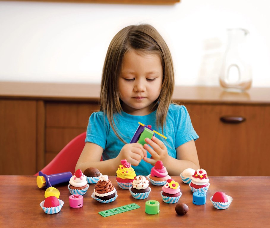 TUTTI FRUTTI - PETITS GATEAUX