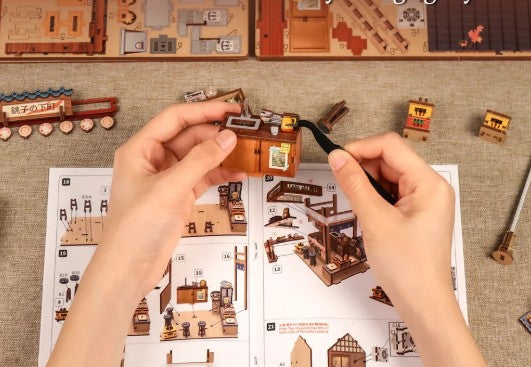 DIY MINIATURE HOUSE KIT - CHOSHI NO SHITAMACHI (AUTHENTIC JAPANESE STREET)
