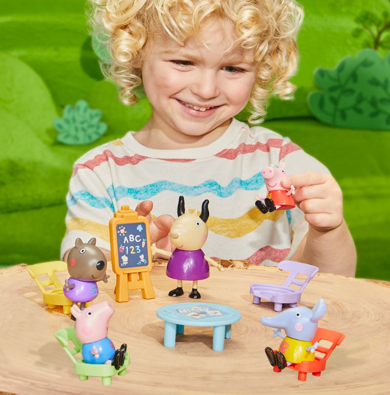 PEPPA PIG - PEPPA GOES TO SCHOOL FIGURES