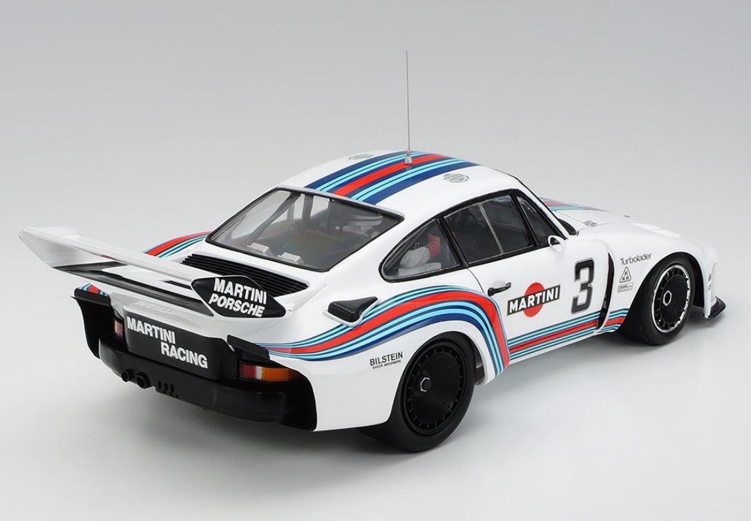 MODÈLE À COLLER - PORSCHE 935 MARTINI 1/20 NIVEAU 5
