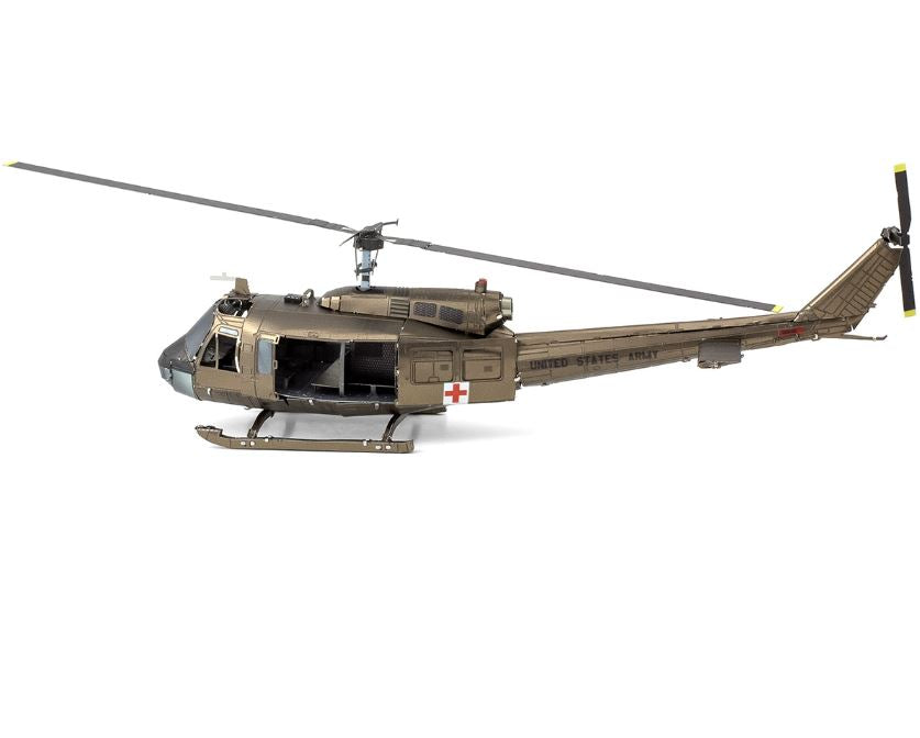 METAL EARTH - HÉLICOPTÈRE UH-1 HUEY 2 FEUILLES 2,25 FEUILLES
