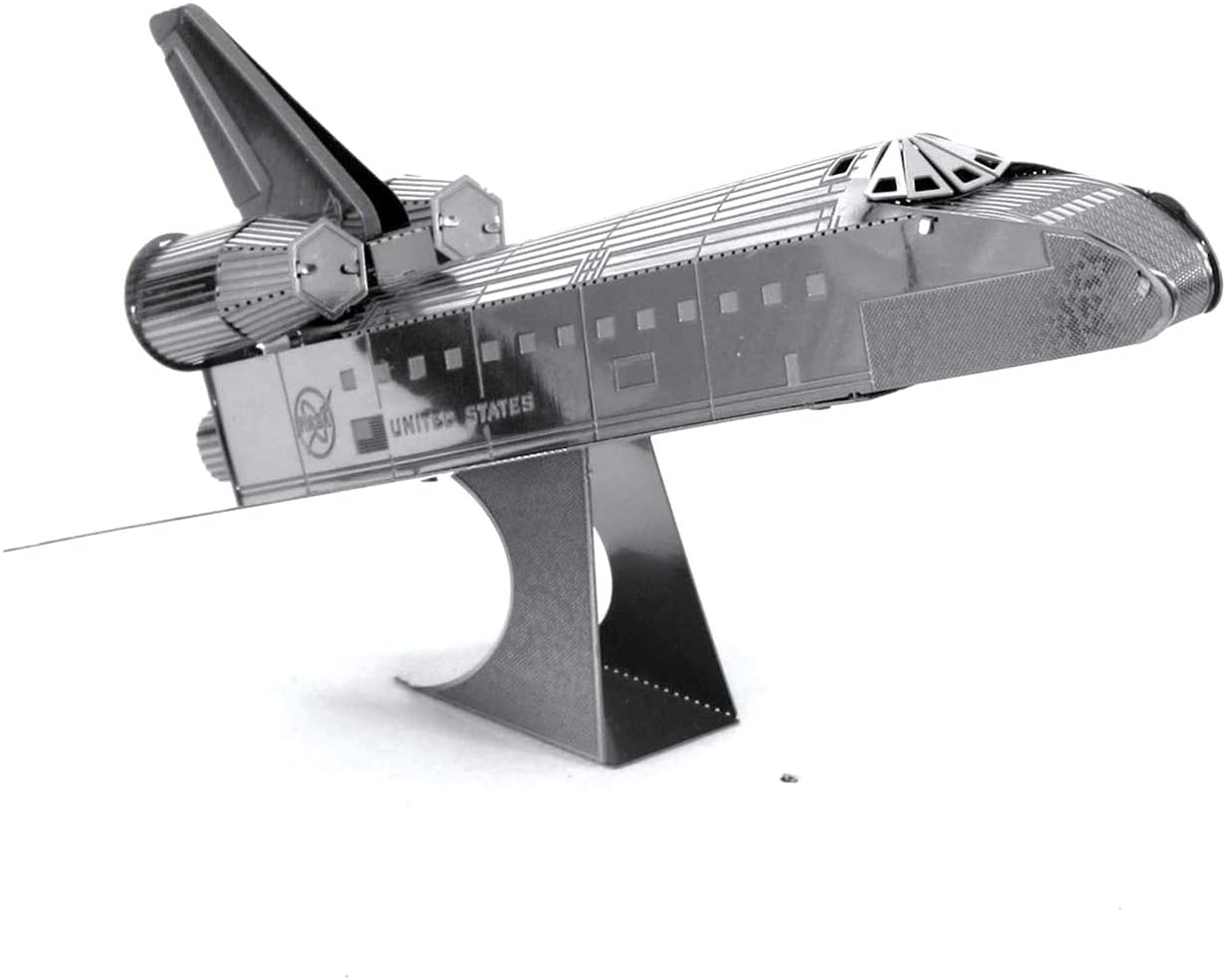 METAL EARTH - NAVETTE SPATIALE DISCOVERY 1 FEUILLE