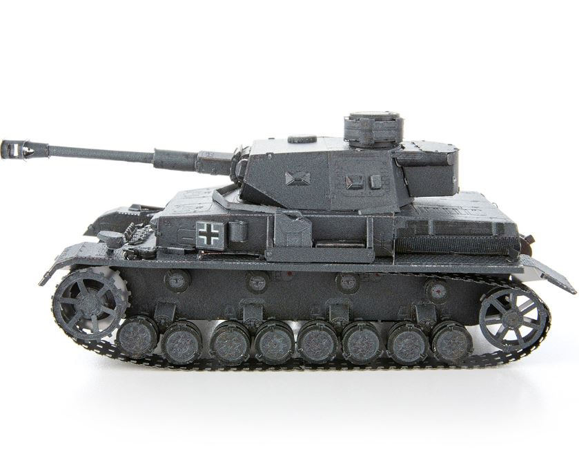 METAL EARTH PREMIUM SERIES - CHAR D'ASSAUT PANZER IV ALLEMAND 3 FEUILLES