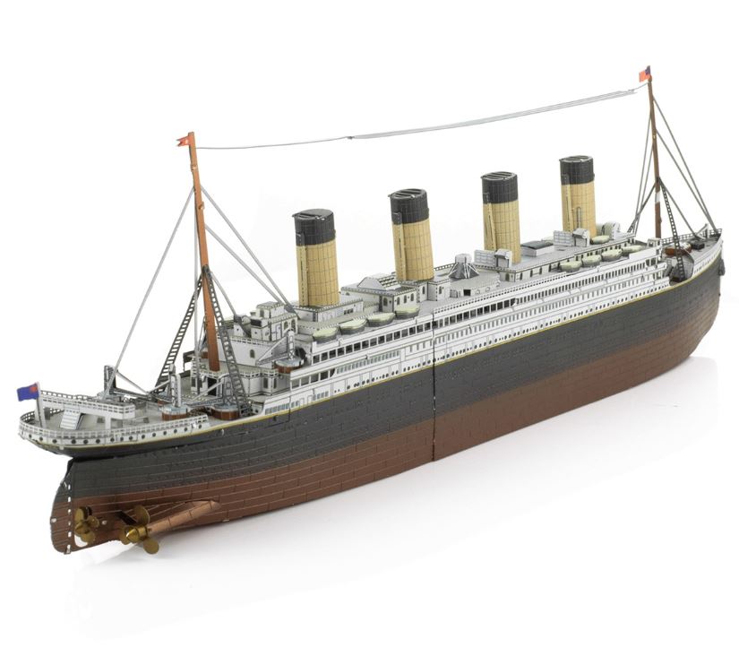 METAL EARTH PREMIUM SERIES - RMS TITANIC 3 FEUILLES