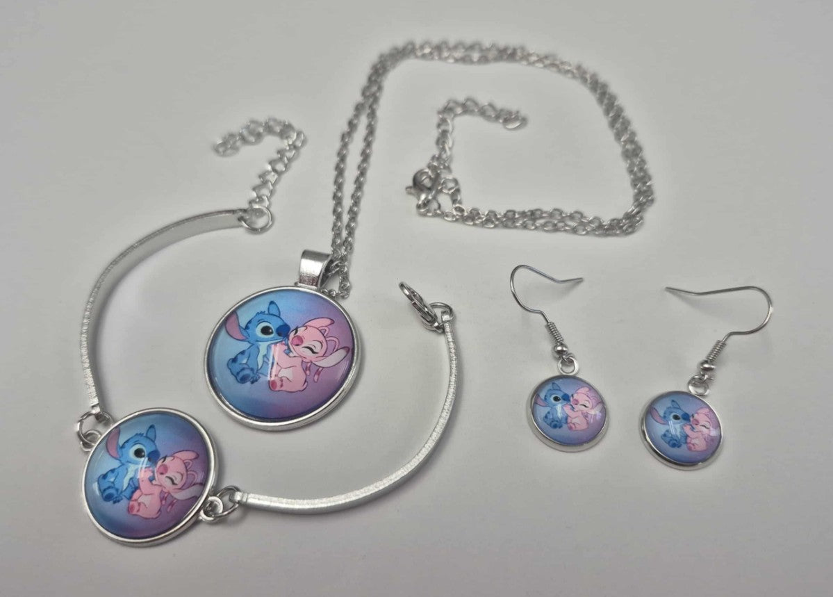 BIJOUX STITCH - ENSEMBLE COLLIER, BRACELET ET BOUCLES D'OREILLE ASST