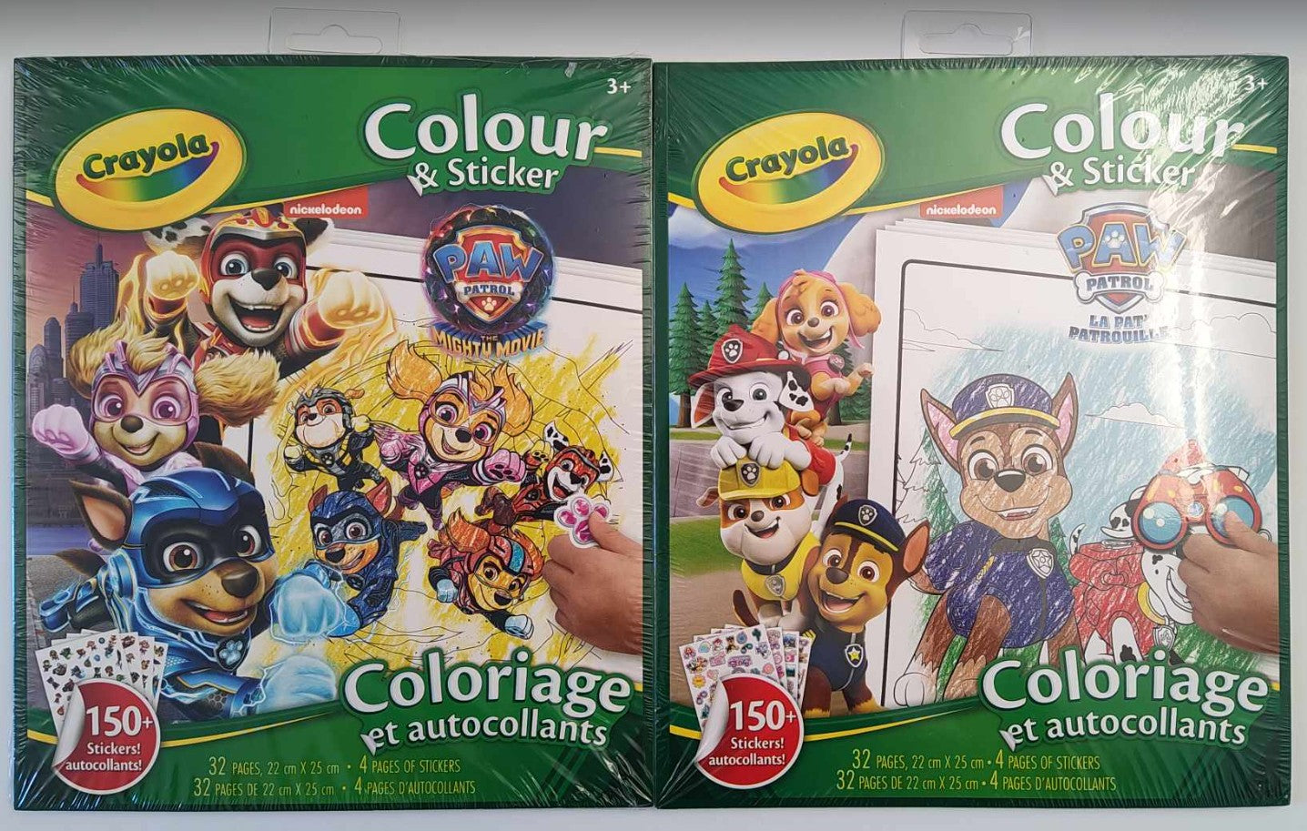 CRAYOLA - 32-PAGE COLORING BOOK + STICKERS - PAW PATROL ASST