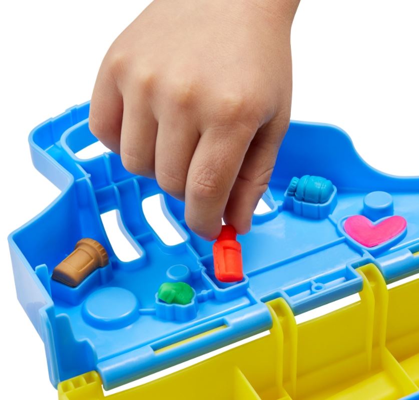 PLAY-DOH - COFFRET LE CABINET VÉTÉRINAIRE AVEC CHIEN ET MALLETTE DE RANGEMENT