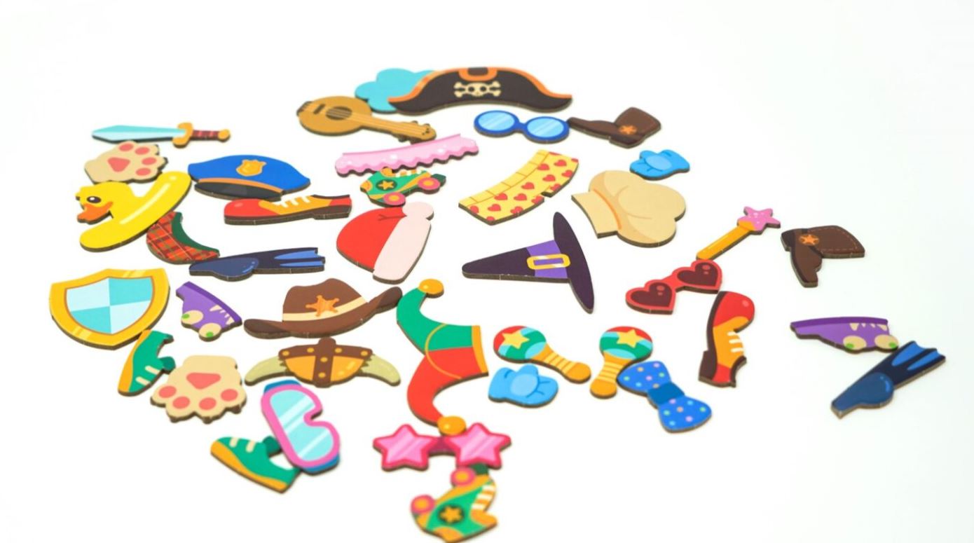 JEU COSTU'MONSTERS (EN-FR)