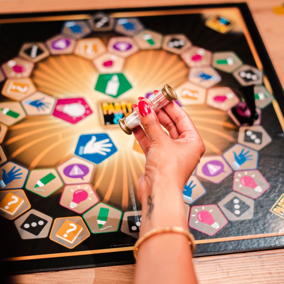 JEU PARTY AND CO - ÉDITION QUÉBÉCOISE