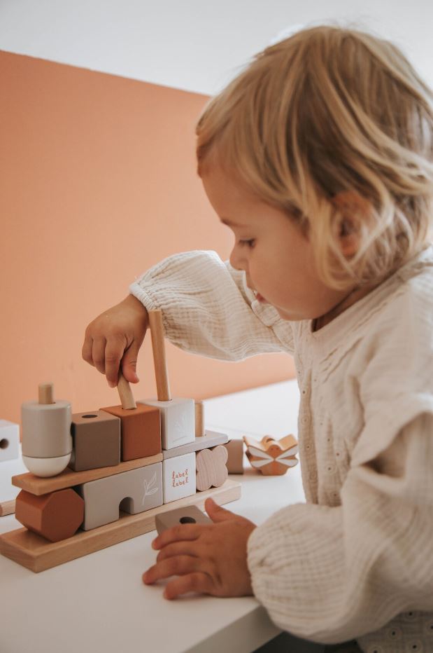LABEL LABEL - STACKING BLOCKS 'COTTAGE' - NOUGAT