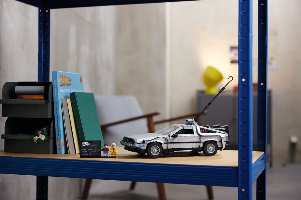 LEGO ICONS - LA DELOREAN, LA MACHINE À VOYAGER DANS LE TEMPS DE RETOUR VERS LE FUTUR #10300