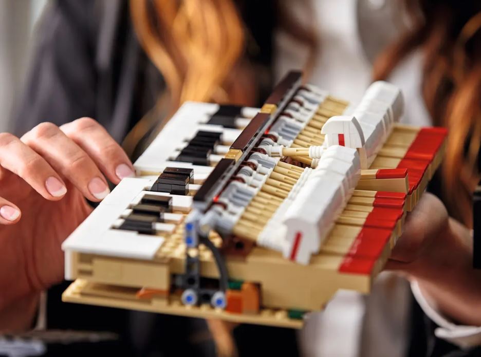 LEGO IDEAS - LE PIANO À QUEUE #21323