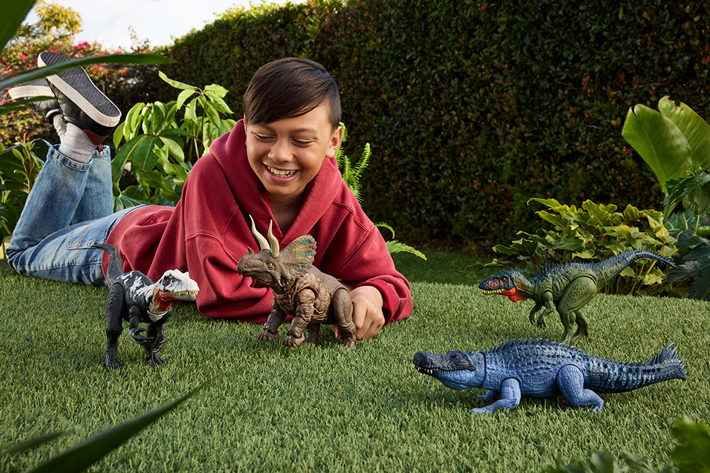 JURASSIC WORLD SAGA - LARGE ACTION DINOSAUR ASST