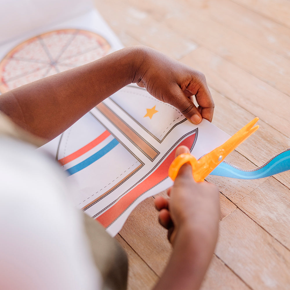 MELISSA AND DOUG - SCISSOR SKILLS ACTIVITY PAD