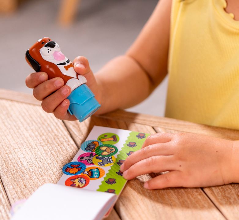 MELISSA AND DOUG - STICKER WOW! - MINI BLOC D'ACTIVITÉS ET RECHARGE D'AUTOCOLLANTS - ANIMAUX DE COMPAGNIE