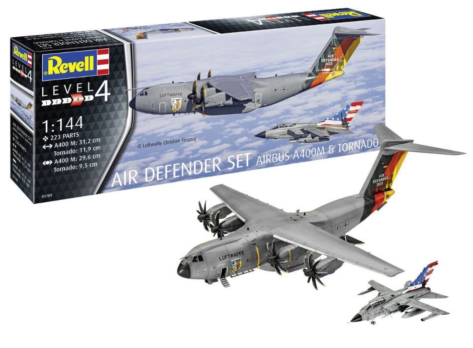 STICK-ON MODEL - AIRBUS AIR DEFENDER A400M AND TORNADO 1/44 LEVEL 4