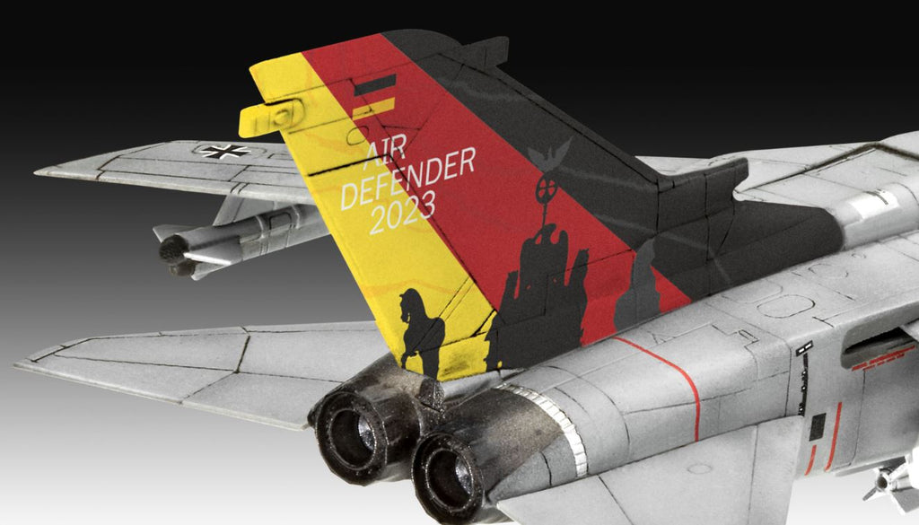 STICK-ON MODEL - AIRBUS AIR DEFENDER A400M AND TORNADO 1/44 LEVEL 4