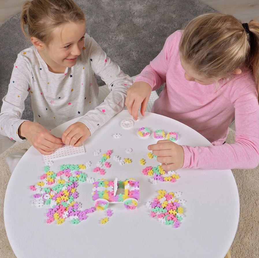 BLOCS PLUS-PLUS EN TUBE - VOITURE ROSE BONBON