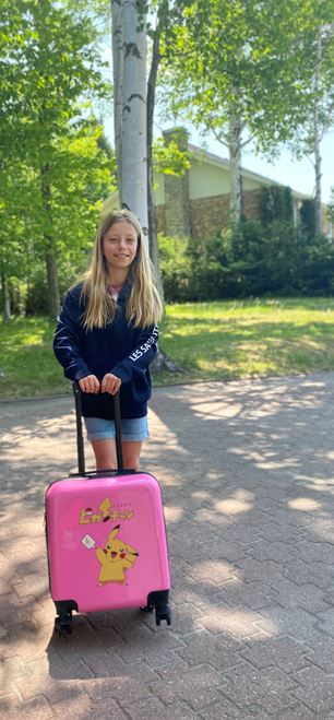 VALISE DELUXE POKEMON PIKACHU ROSE AVEC SERRURE 18" (46 CM)